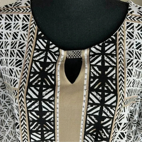 Jm Collection | Sheer Sleeve Top - Picture 4 of 8